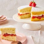 141783-victoria-sponge-cake-ddmfs-beauty-4x3-00300249-1-9f31eb2b910043bb8b5c20a0a3081a74