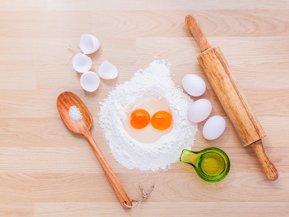 eggs role in baking